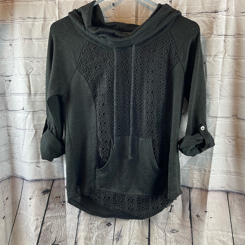 Crochet front No Boundaries hoodie